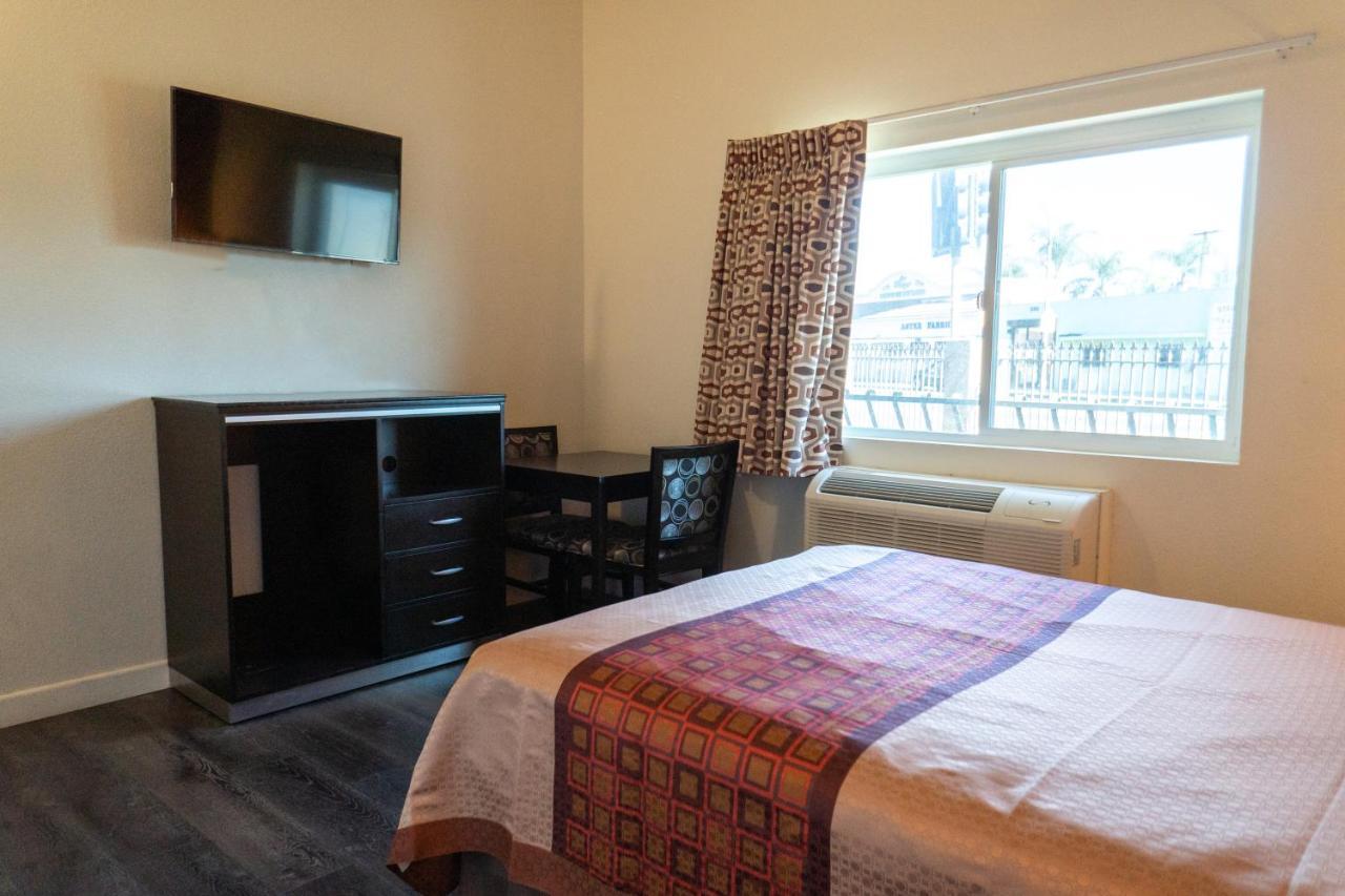 Maywood Inn Dış mekan fotoğraf